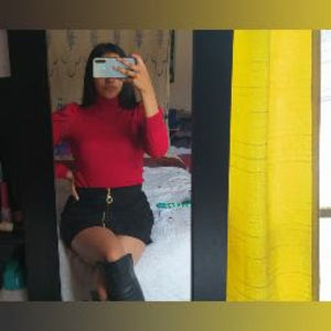 Meet your Posher, Daniela